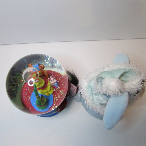 Disney We Wish You A Merry Christmas Pooh snowglobe Tigger and Piglet Ee… - Picture 7 of 10